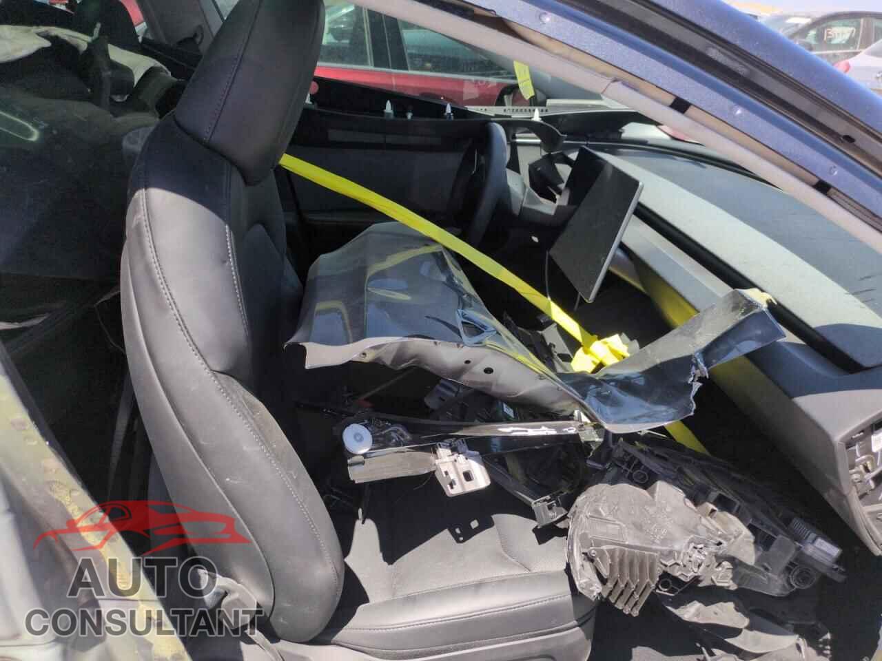 TESLA MODEL 3 2024 - 5YJ3E1EA8RF765753