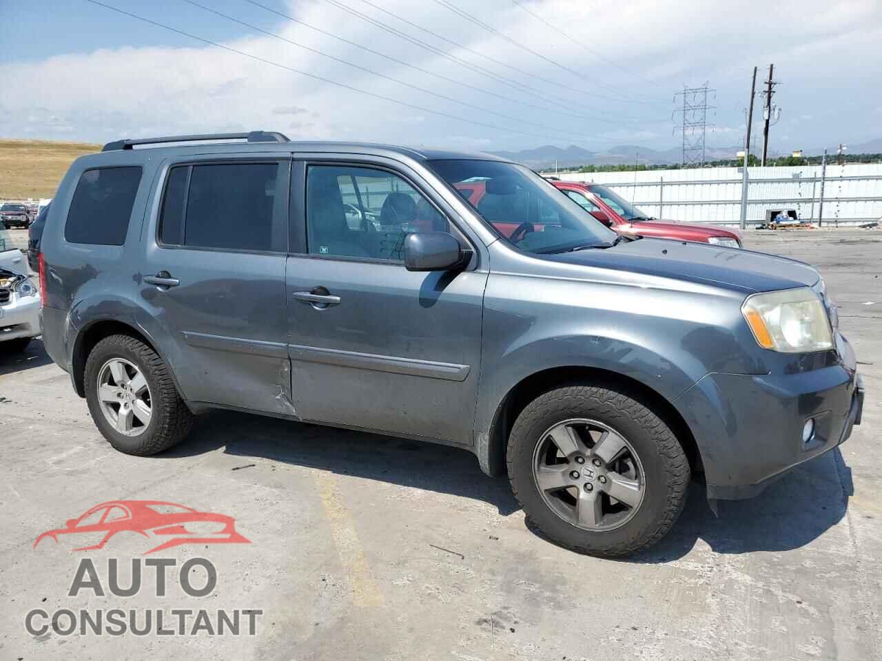 HONDA PILOT 2011 - 5FNYF4H56BB007760