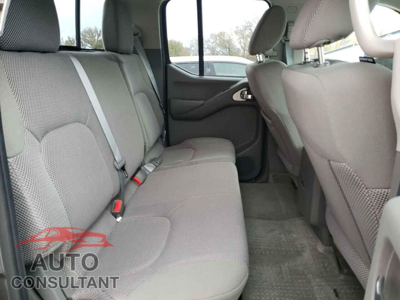 NISSAN FRONTIER 2017 - 1N6DD0ER6HN702641