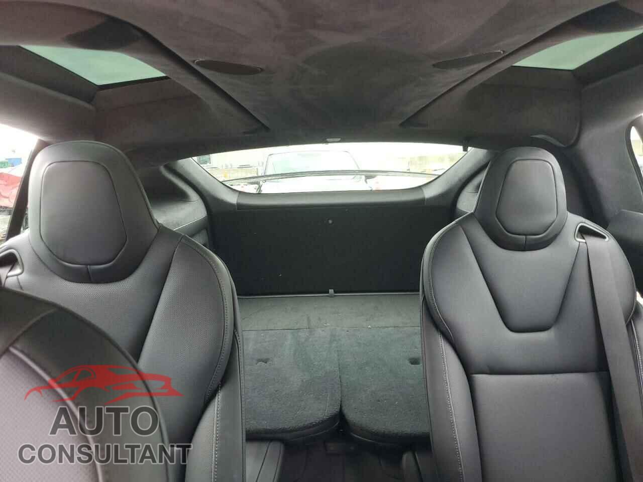 TESLA MODEL X 2023 - 7SAXCBE65PF373323