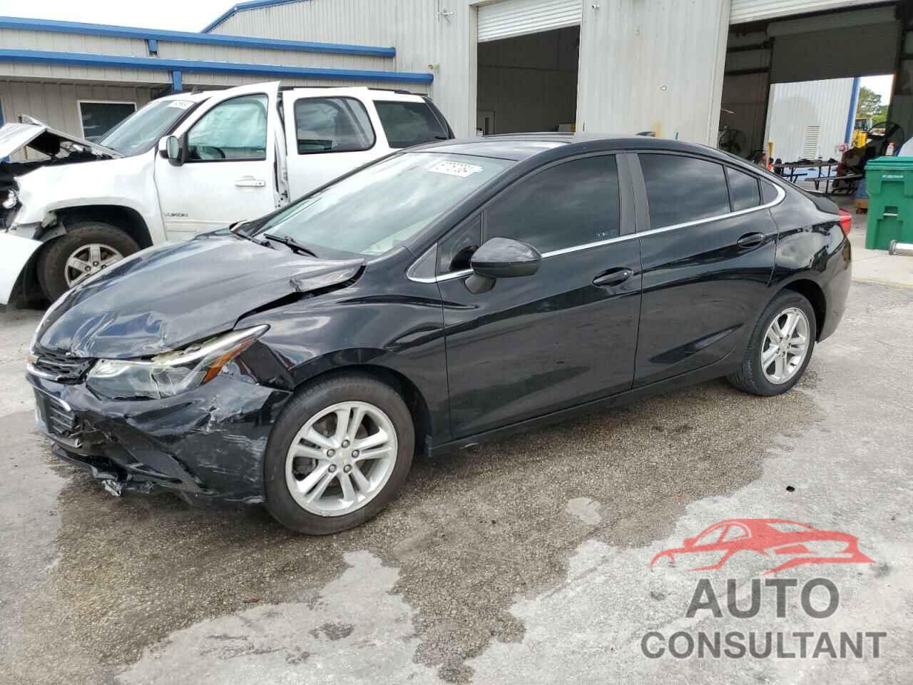 CHEVROLET CRUZE 2017 - 1G1BE5SM6H7206149