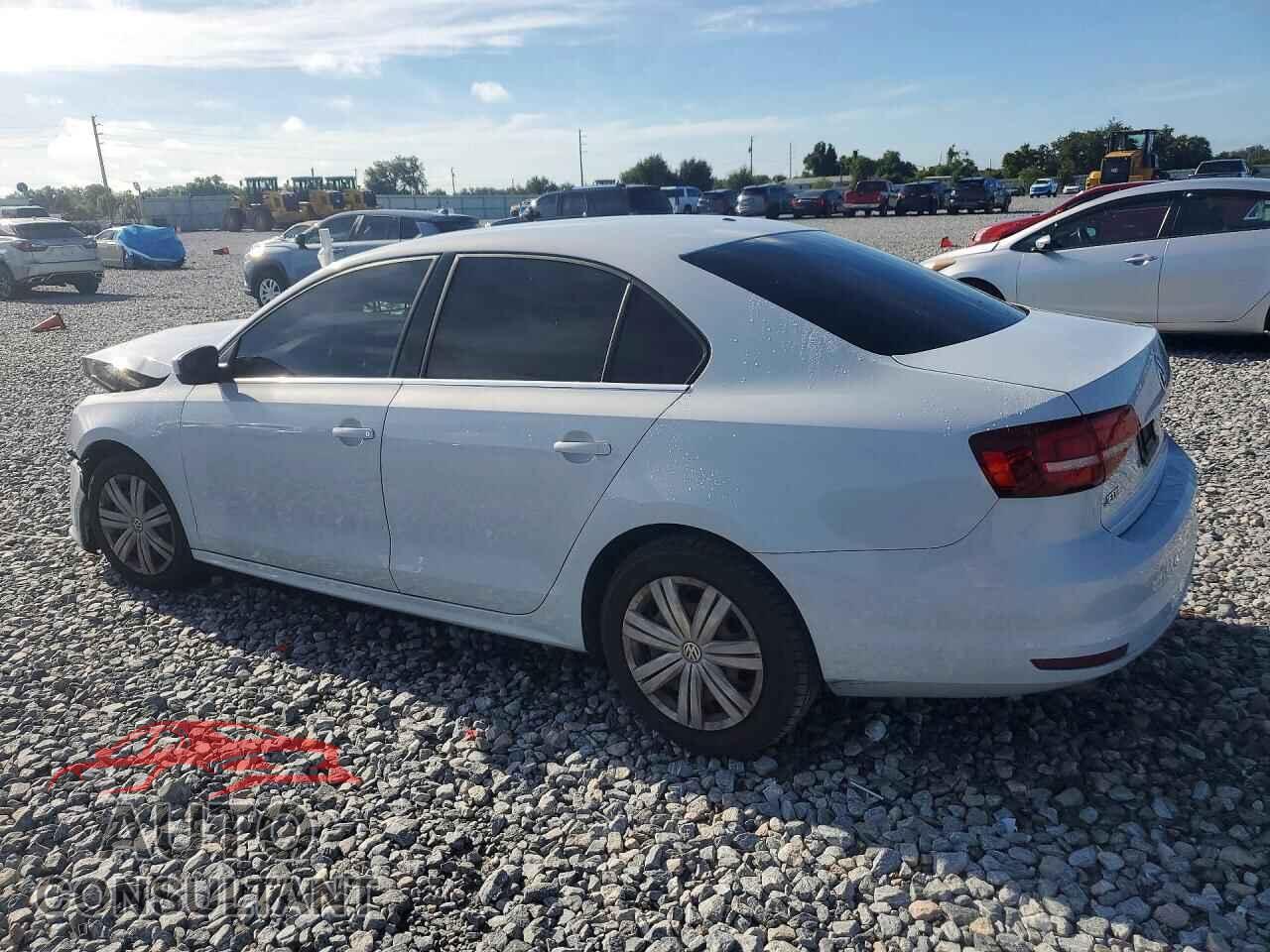 VOLKSWAGEN JETTA 2017 - 3VW2B7AJ5HM412200