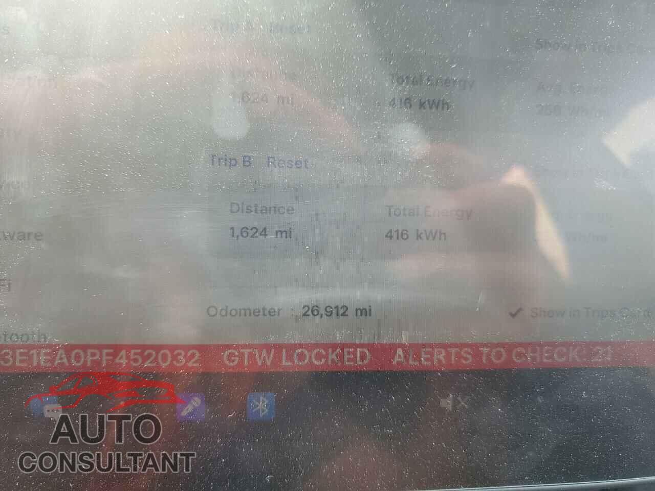 TESLA MODEL 3 2023 - 5YJ3E1EA0PF452032