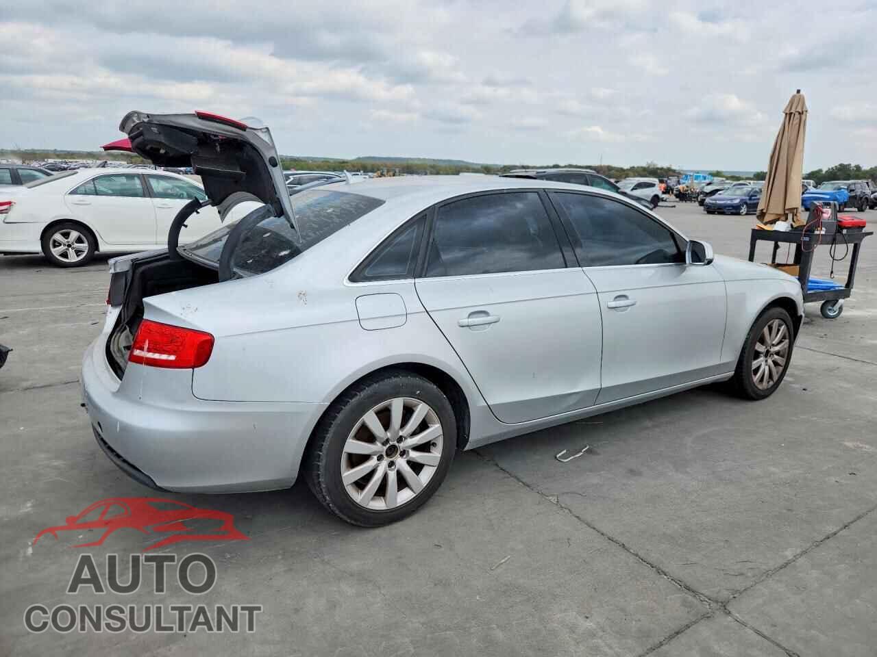 AUDI A4 2011 - WAUFFAFL9BN028558