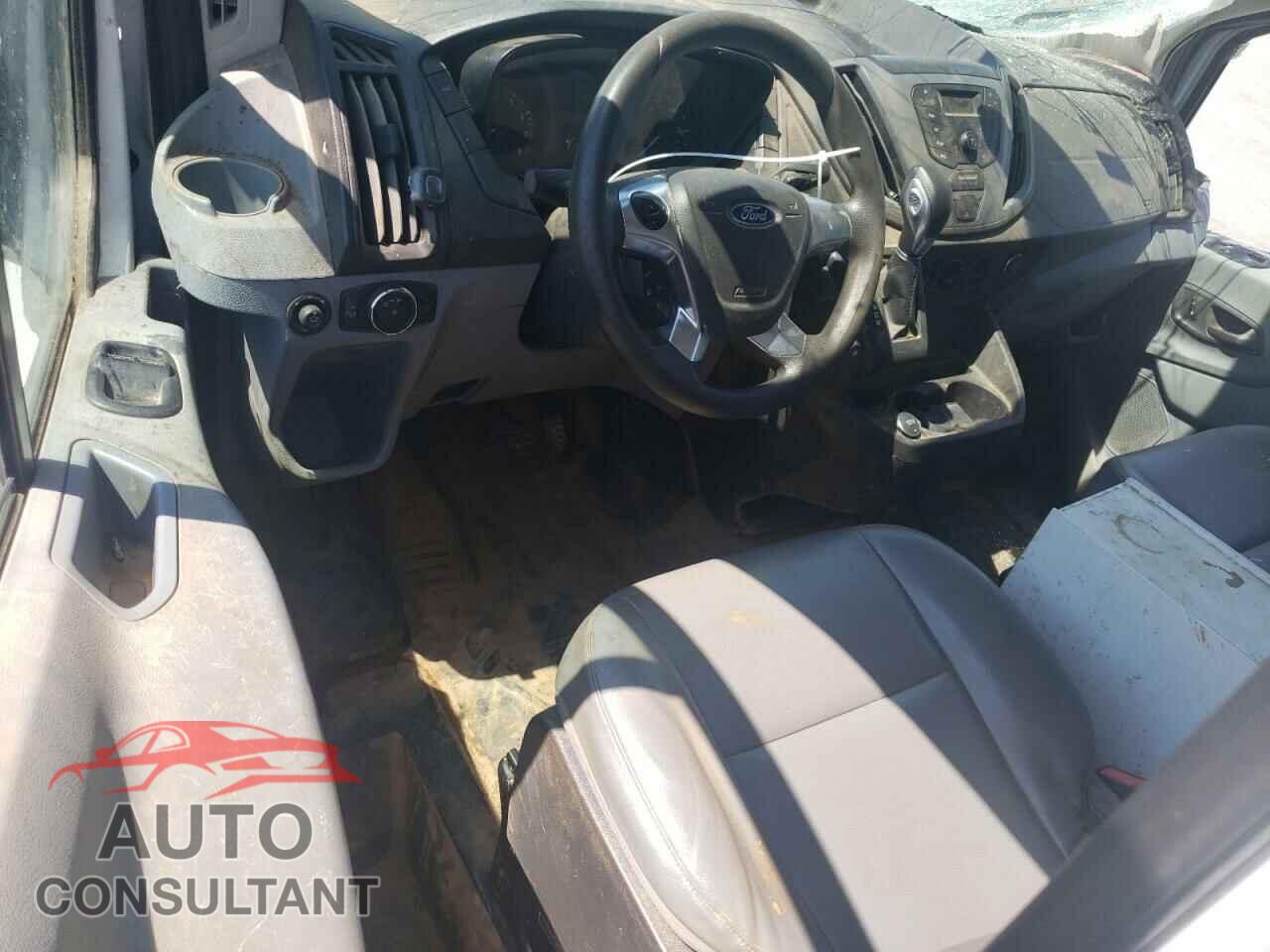 FORD TRANSIT 2019 - 1FTYR1CM7KKA75170