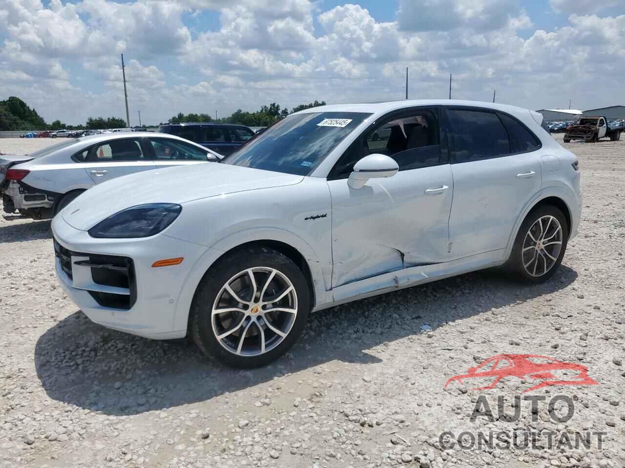 PORSCHE CAYENNE 2024 - WP1AE2AY4RDA29821
