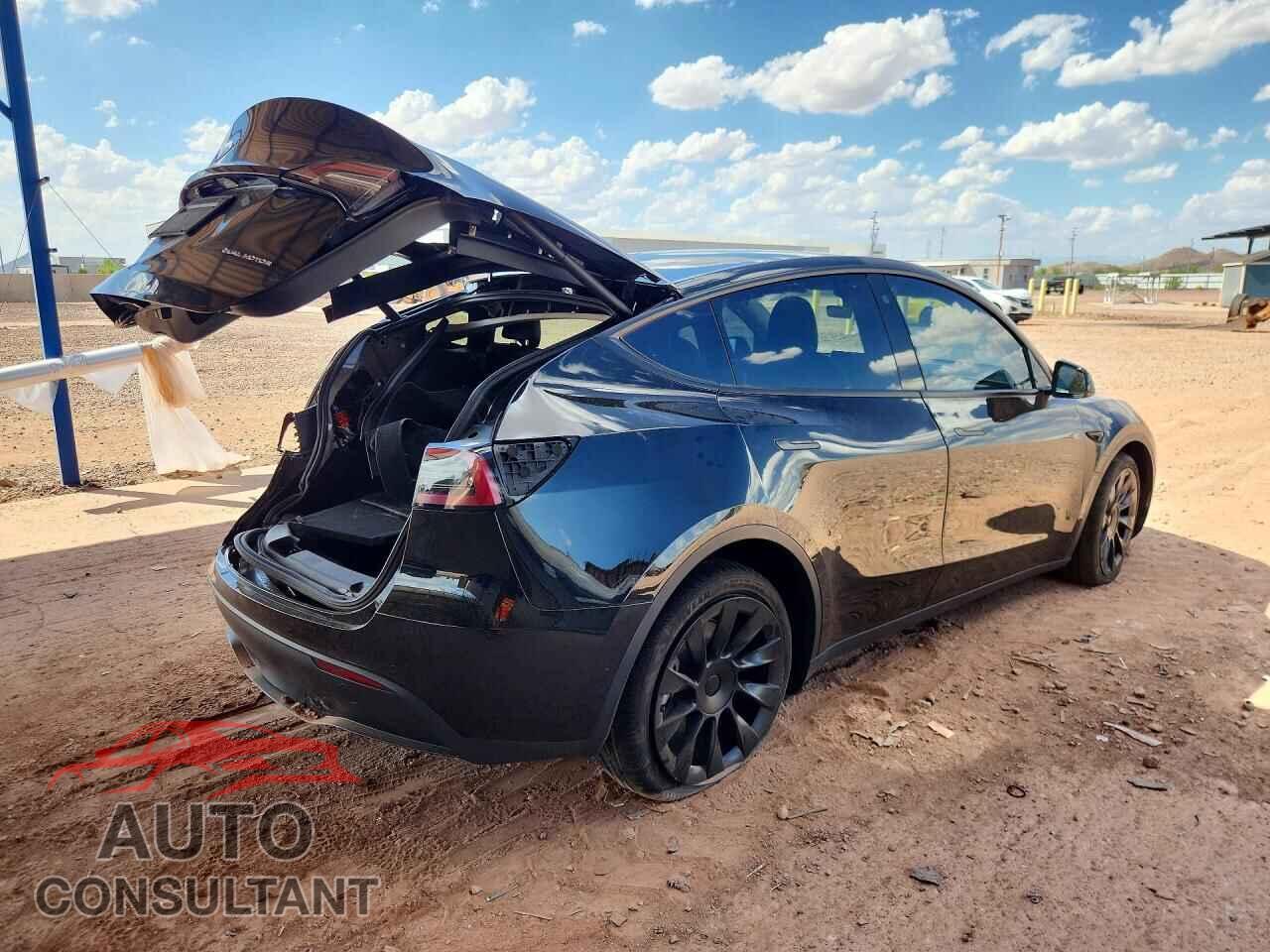 TESLA MODEL Y 2022 - 7SAYGAEEXNF391887