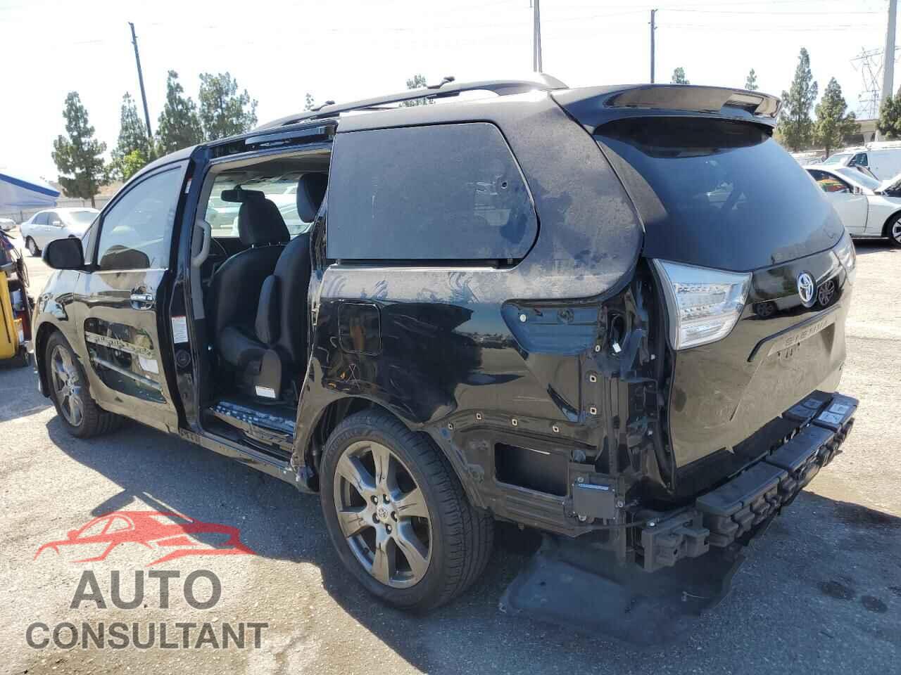 TOYOTA SIENNA 2017 - 5TDXZ3DC0HS815382