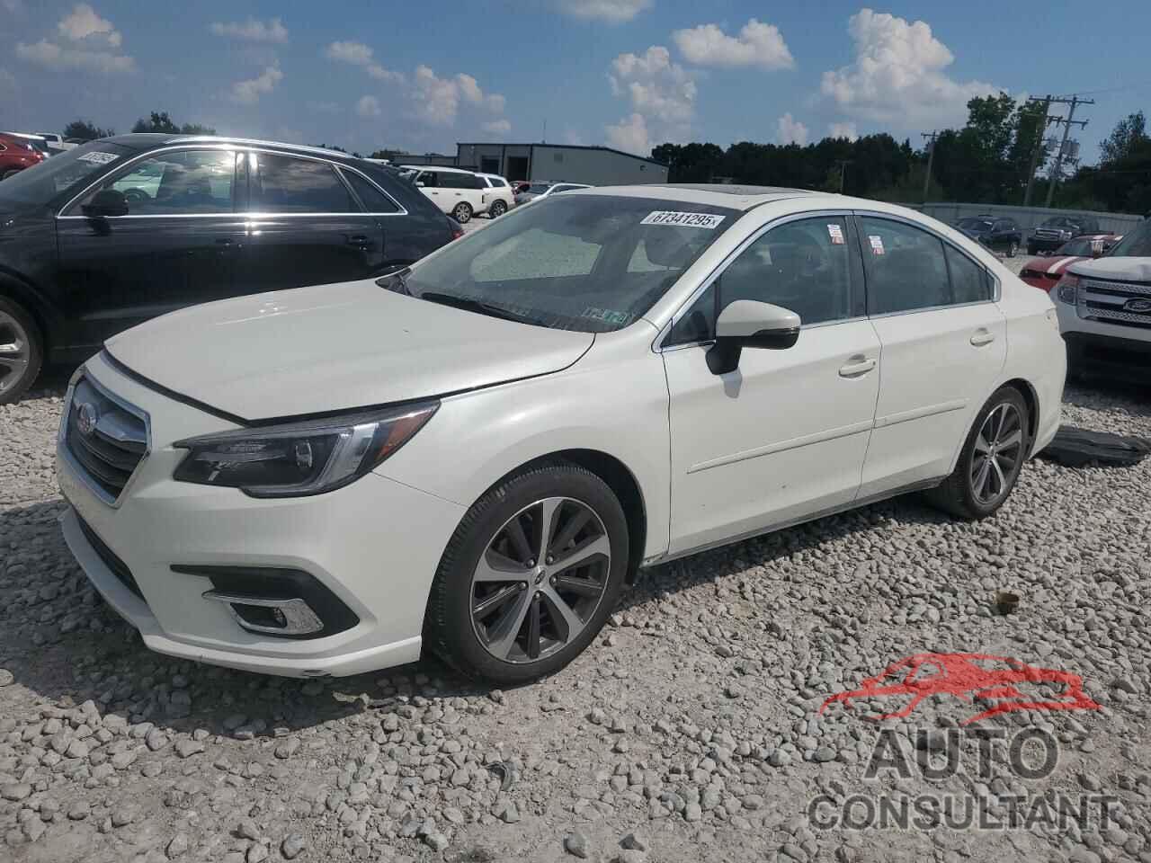 SUBARU LEGACY 2019 - 4S3BNAN62K3027411