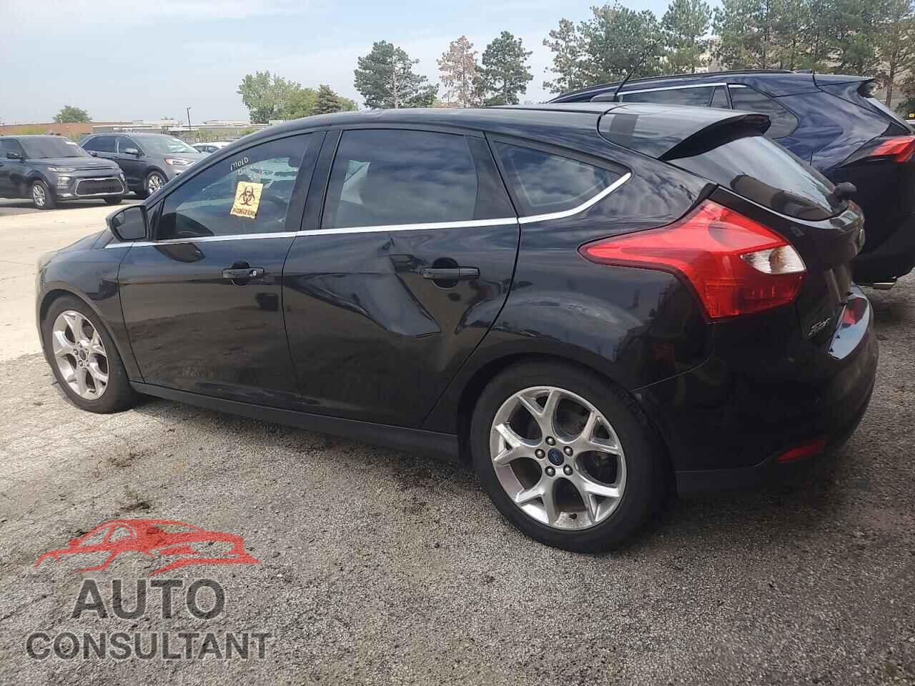 FORD FOCUS 2014 - 1FADP3N25EL244747