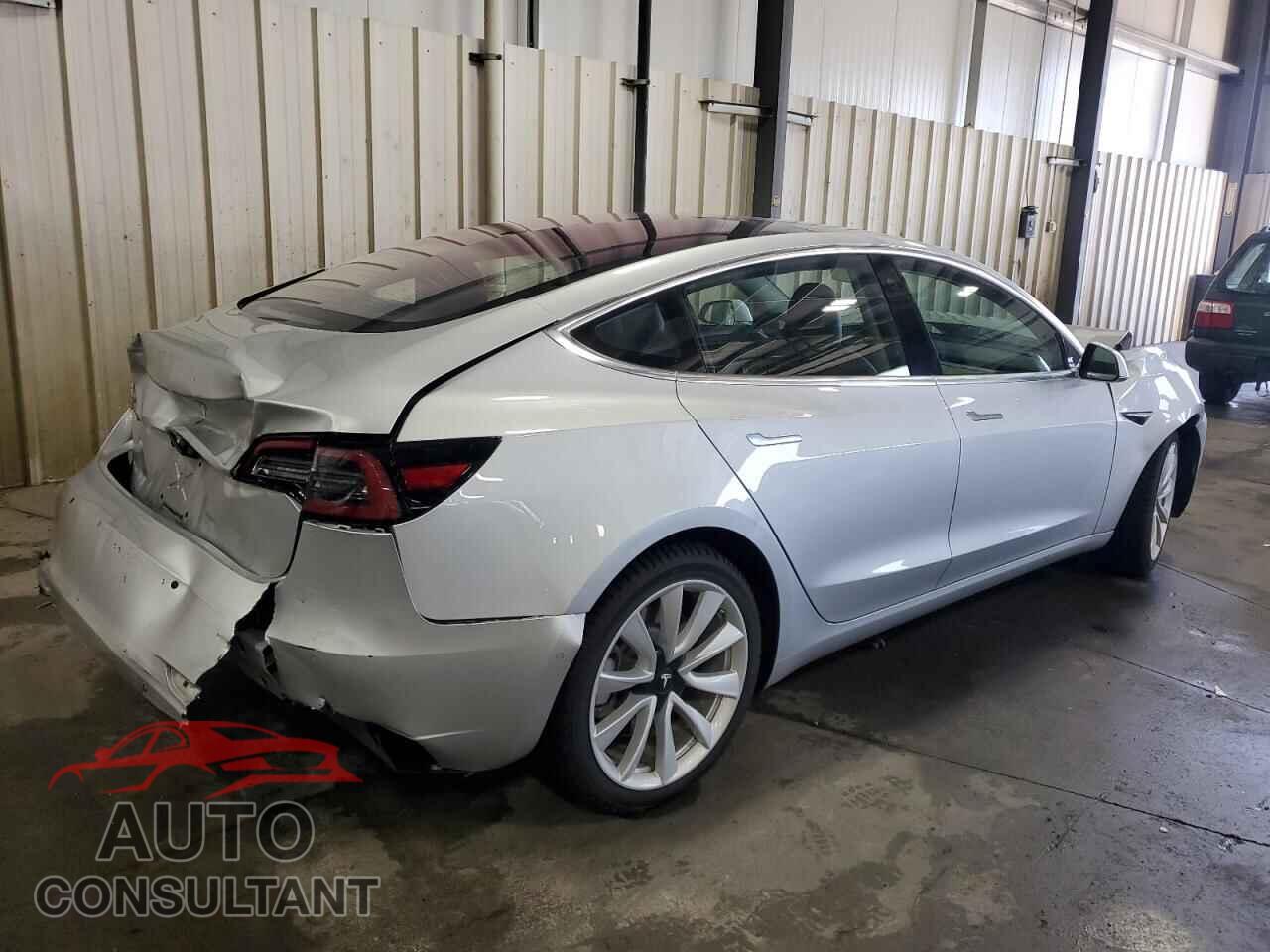 TESLA MODEL 3 2018 - 5YJ3E1EA7JF006127