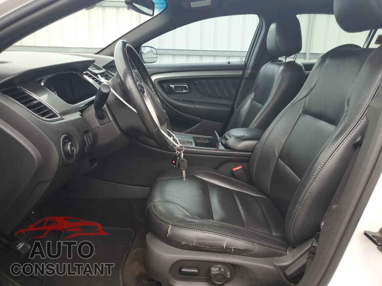 FORD TAURUS 2013 - 1FAHP2E83DG170560