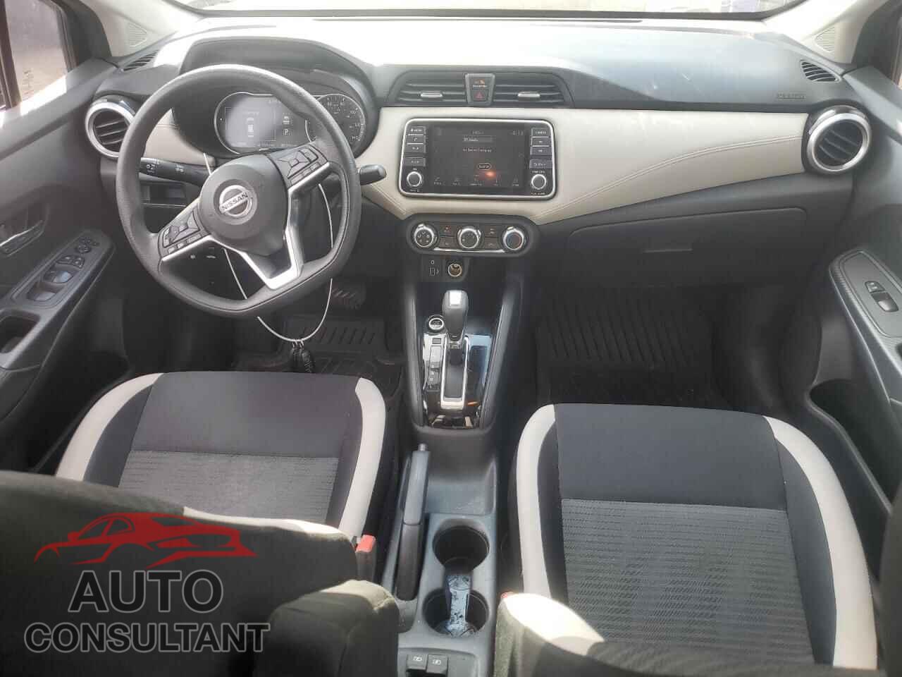 NISSAN VERSA 2020 - 3N1CN8EV5LL871939