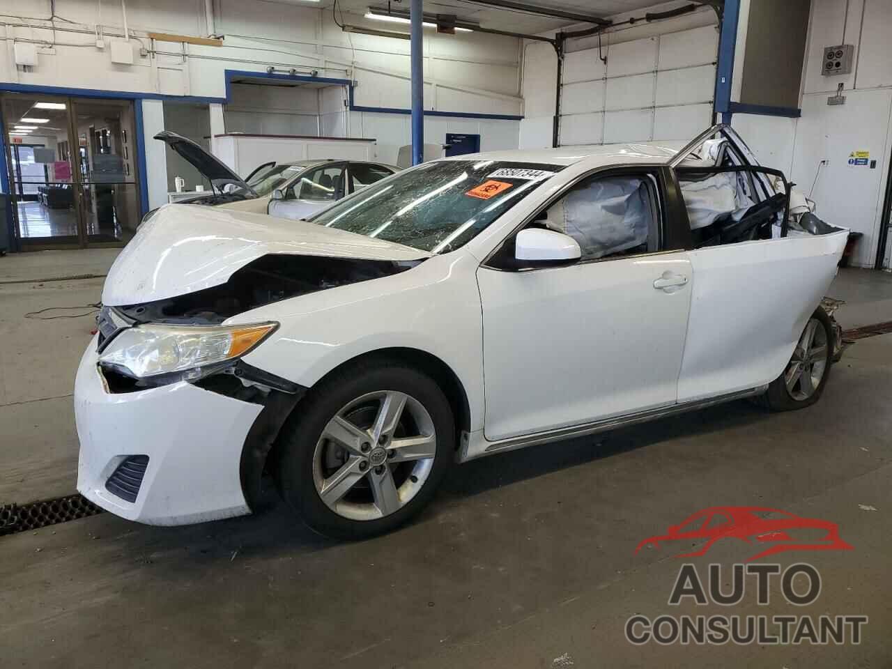 TOYOTA CAMRY 2013 - 4T1BF1FK5DU206902