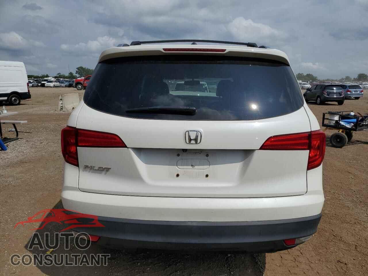 HONDA PILOT 2017 - 5FNYF5H82HB004086