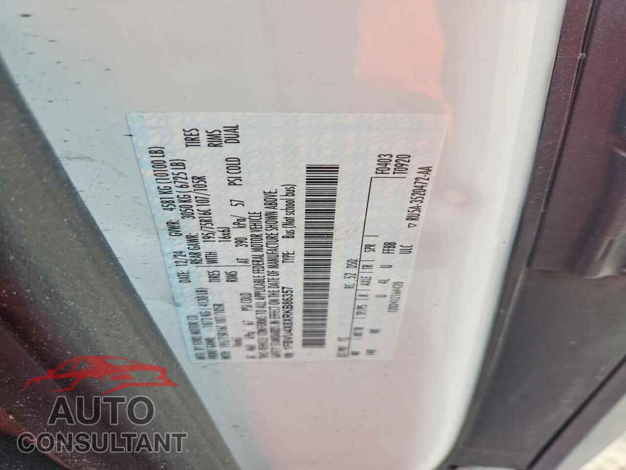 FORD TRANSIT 2024 - 1FBVU4X8XRKB86357