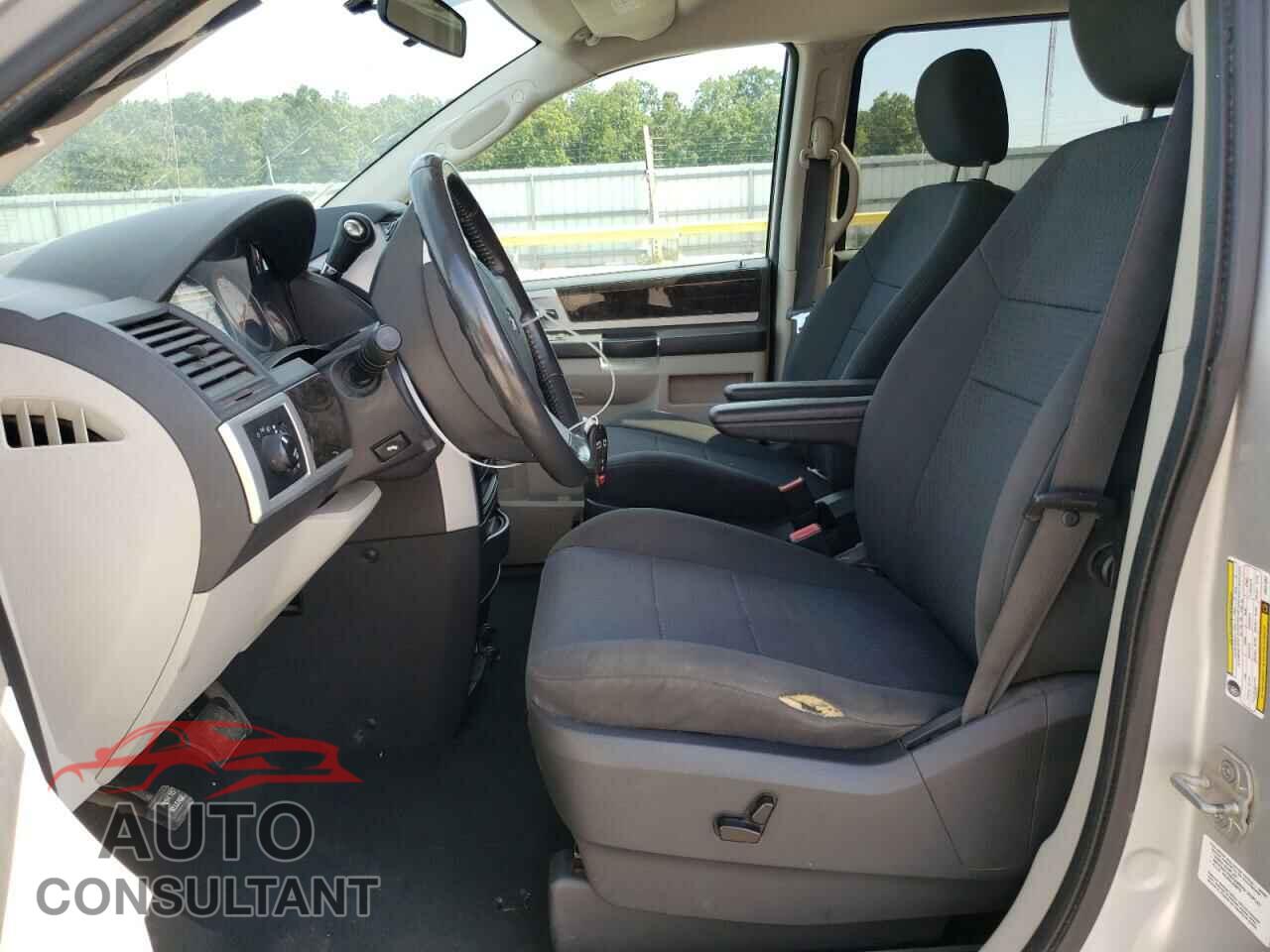 DODGE CARAVAN 2010 - 2D4RN5D15AR201590