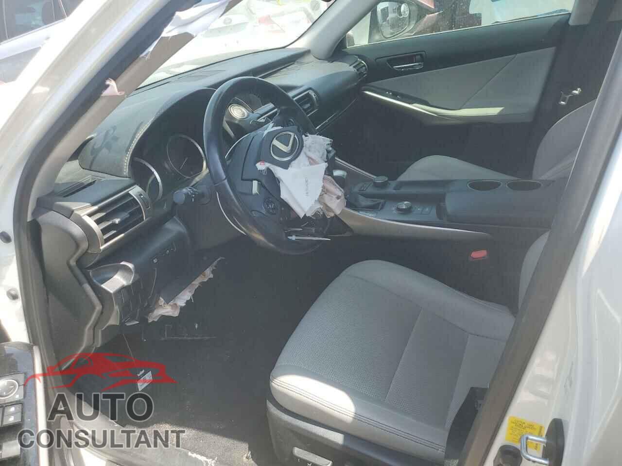 LEXUS IS 2016 - JTHBA1D26G5004671