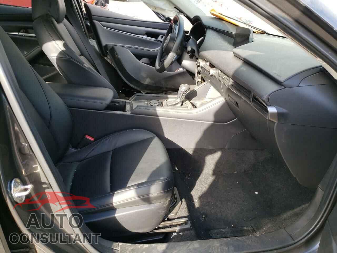 MAZDA 3 2021 - JM1BPABL3M1327896