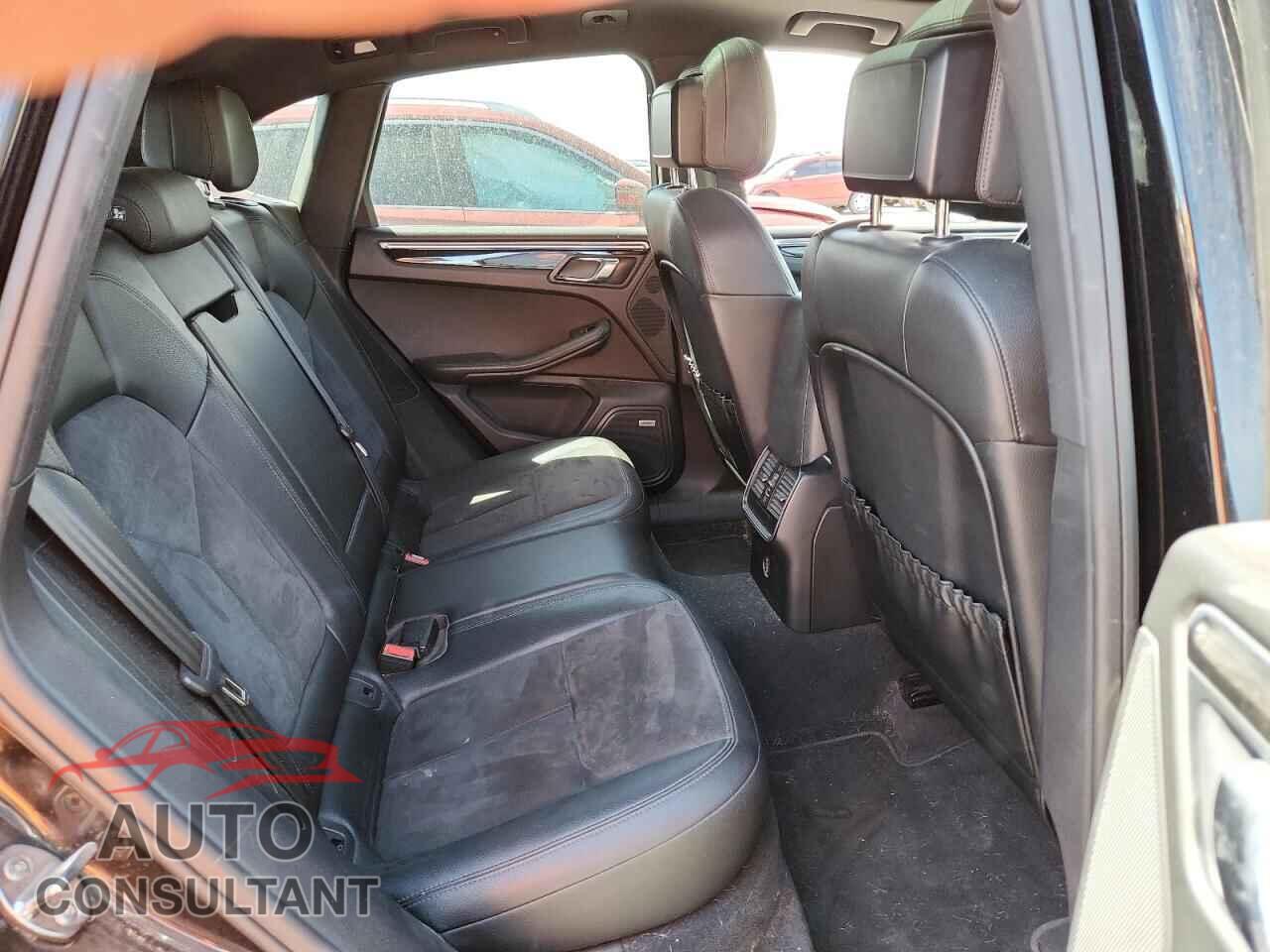 PORSCHE MACAN 2017 - WP1AA2A58HLB08883