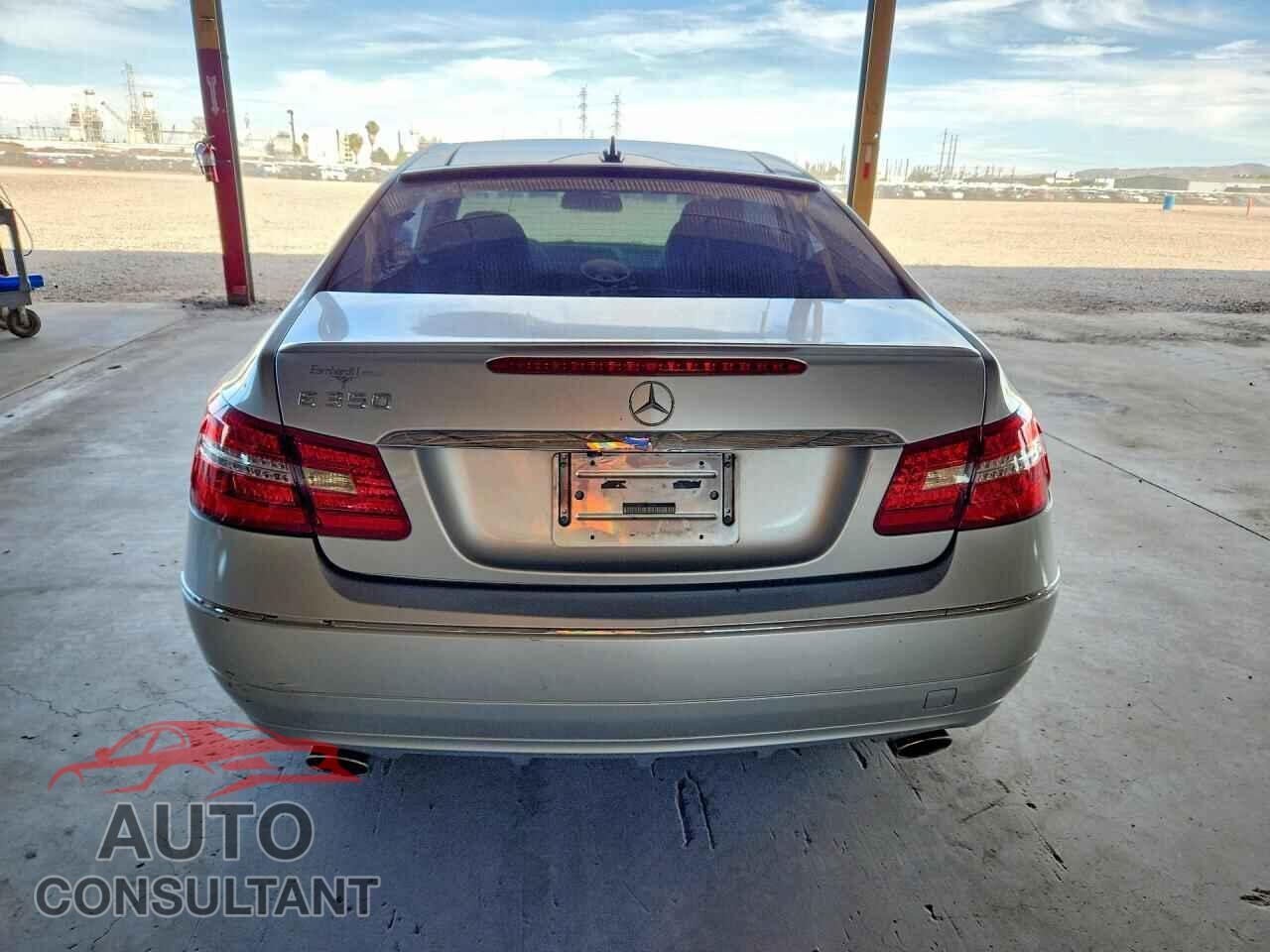 MERCEDES-BENZ E-CLASS 2011 - WDDKJ5GB4BF125549