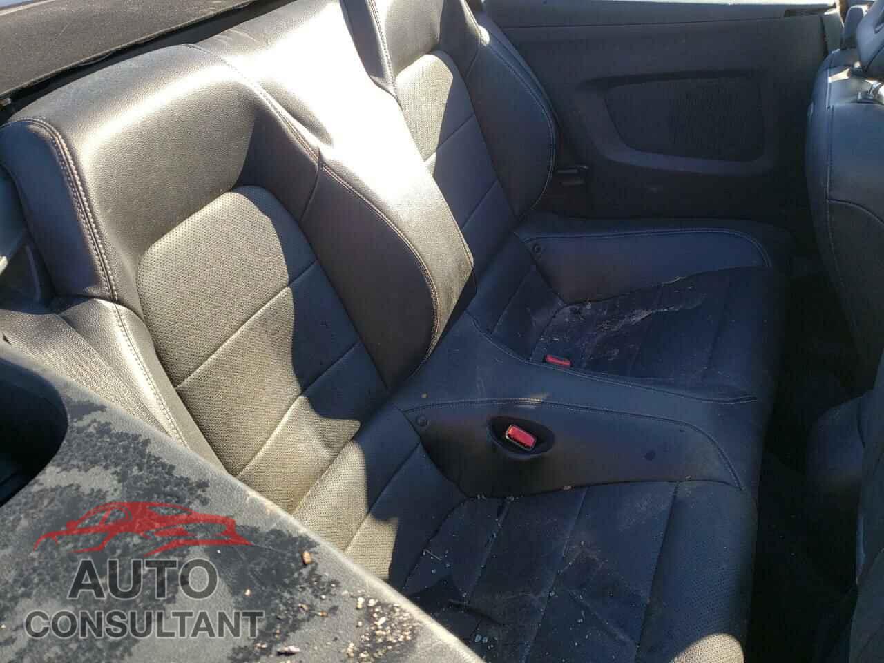 FORD MUSTANG 2017 - 1FATP8UH7H5279295