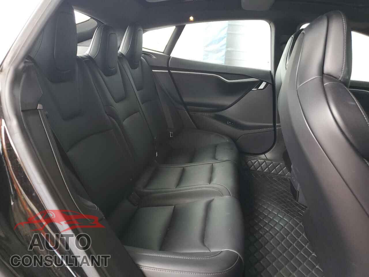 TESLA MODEL S 2018 - 5YJSA1E29JF268845
