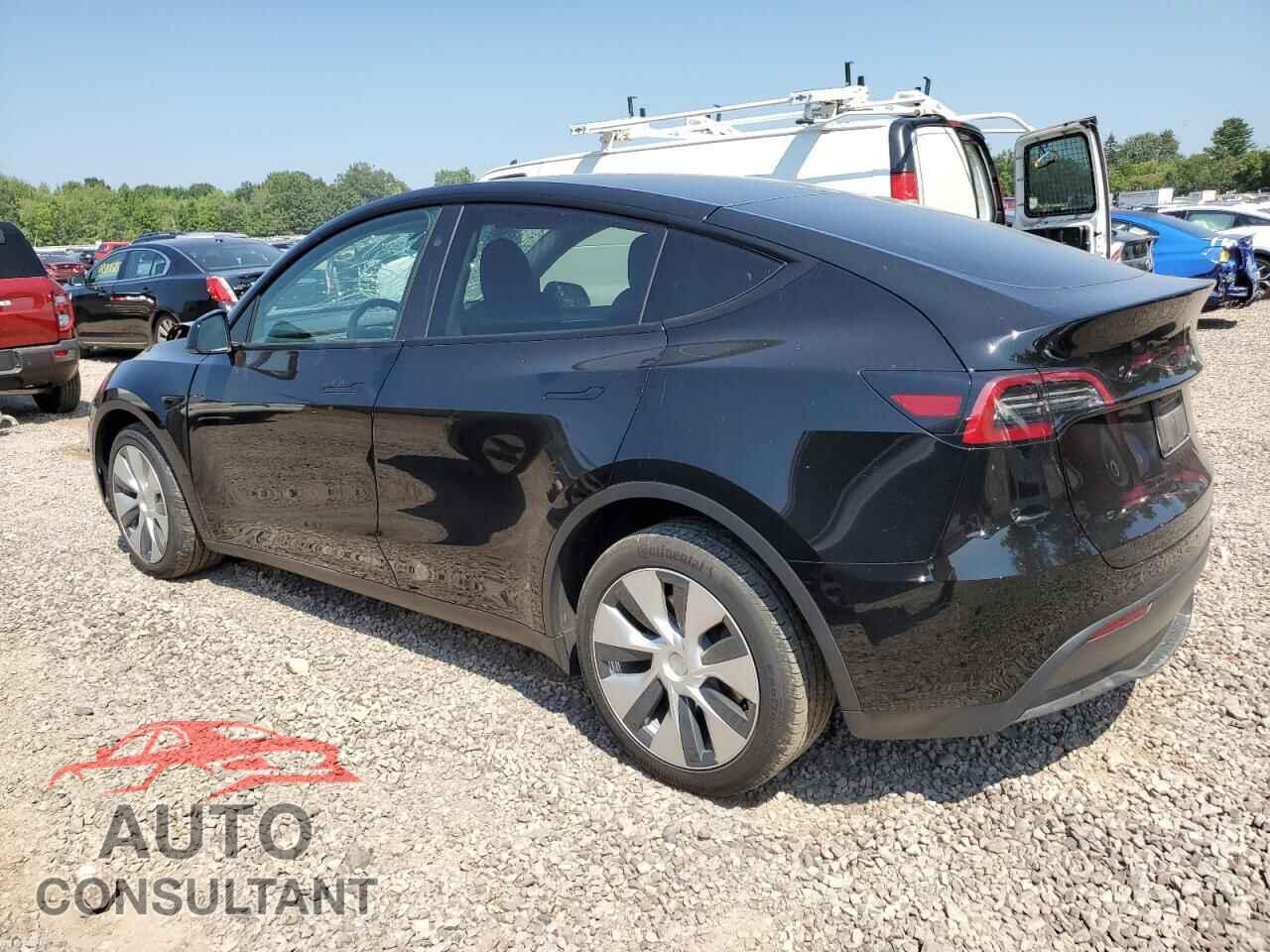 TESLA MODEL Y 2023 - 7SAYGDEE9PF879166
