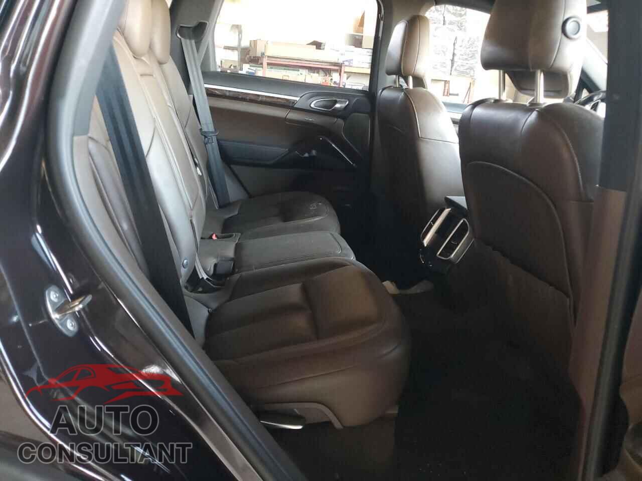 PORSCHE CAYENNE 2016 - WP1AA2A27GLA10769
