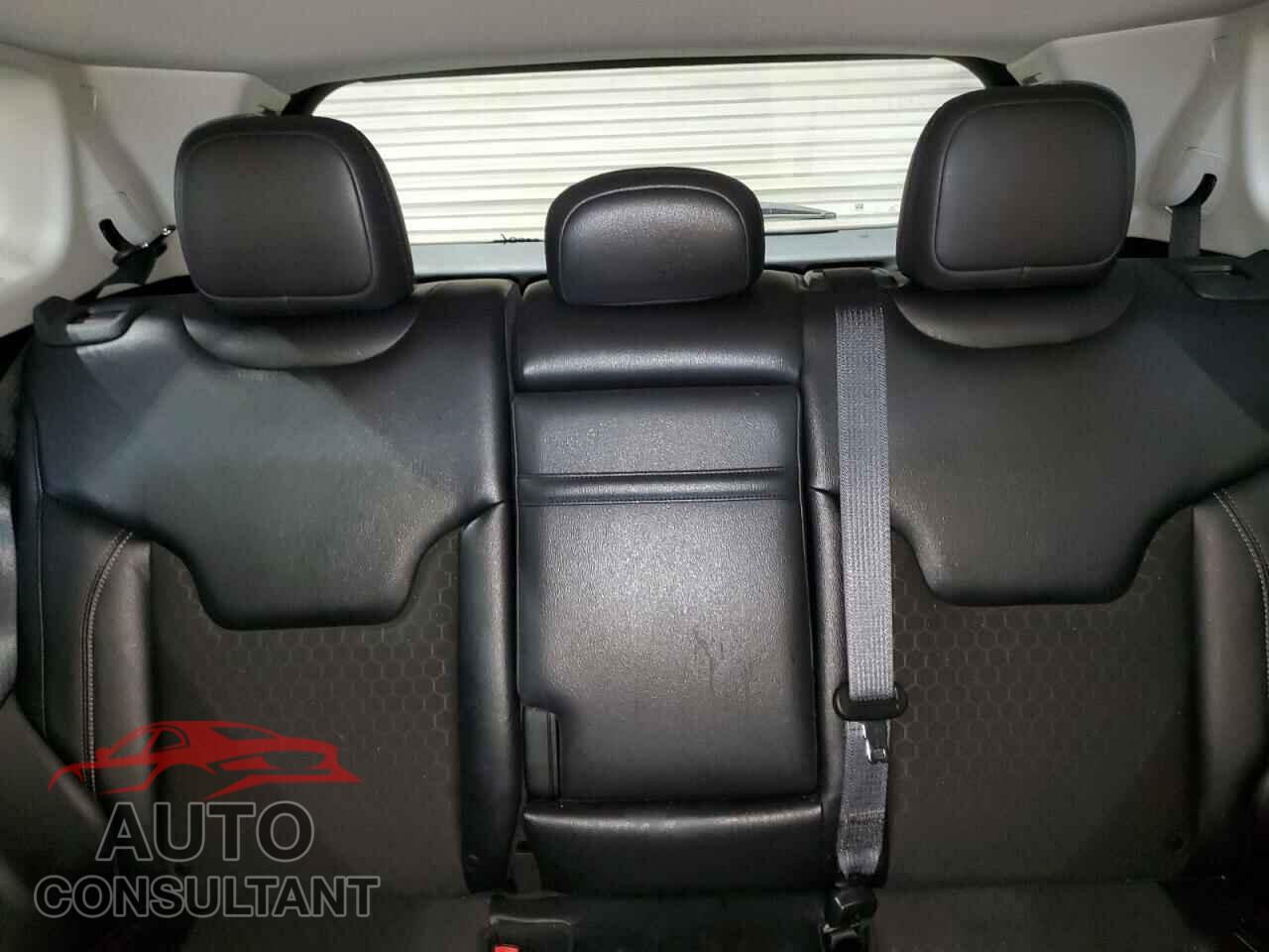 JEEP COMPASS 2017 - 3C4NJDBB4HT680587