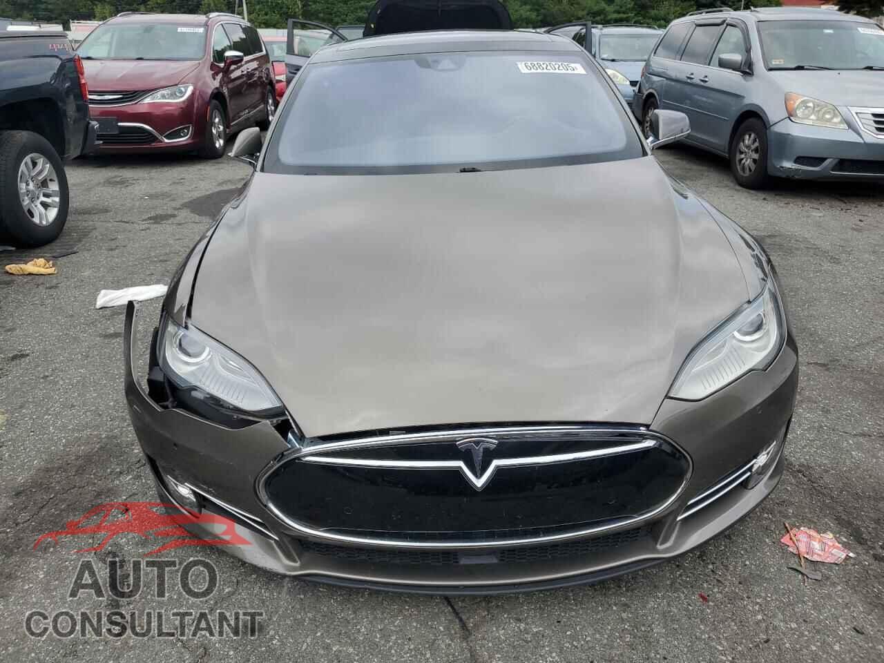 TESLA MODEL S 2016 - 5YJSA1E2XGF127050