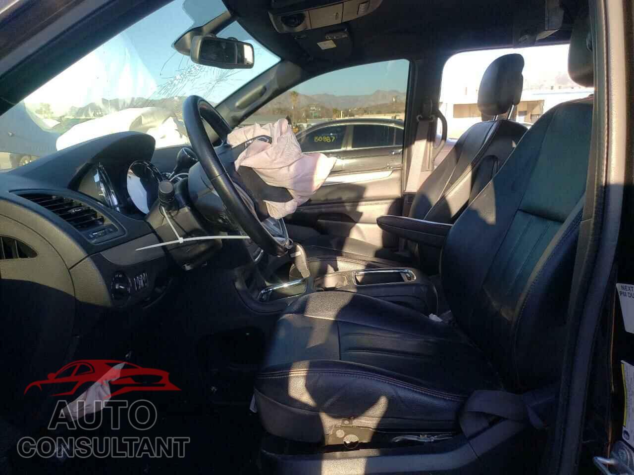DODGE CARAVAN 2019 - 2C4RDGEG6KR696060