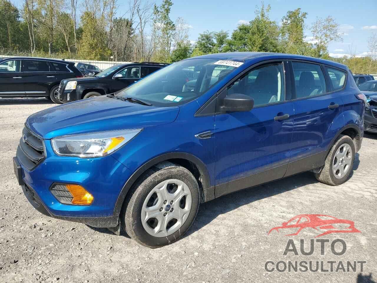 FORD ESCAPE 2017 - 1FMCU0F71HUB76013