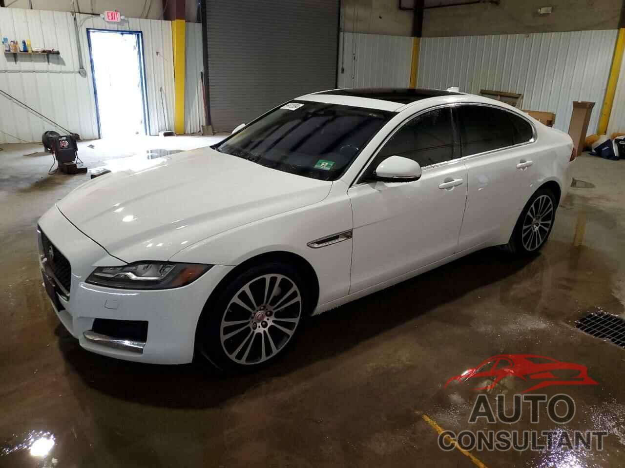 JAGUAR XF 2016 - SAJBK4BV7GCY15017