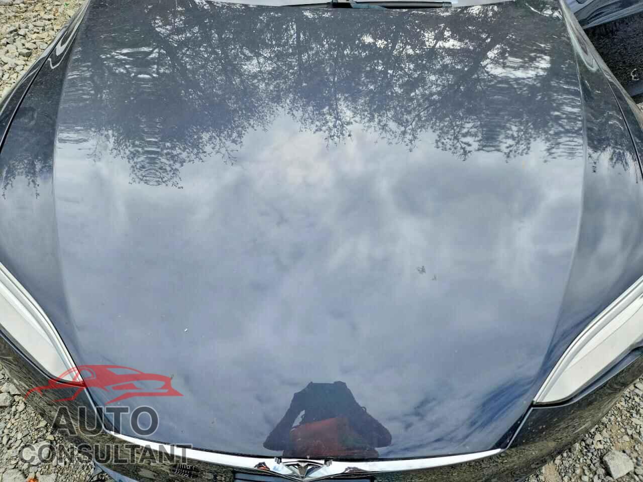 TESLA MODEL S 2018 - 5YJSA1E25JF276148