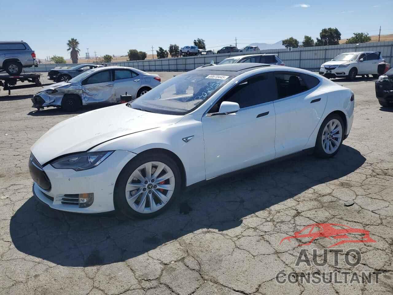 TESLA MODEL S 2015 - 5YJSA1H24FF084903