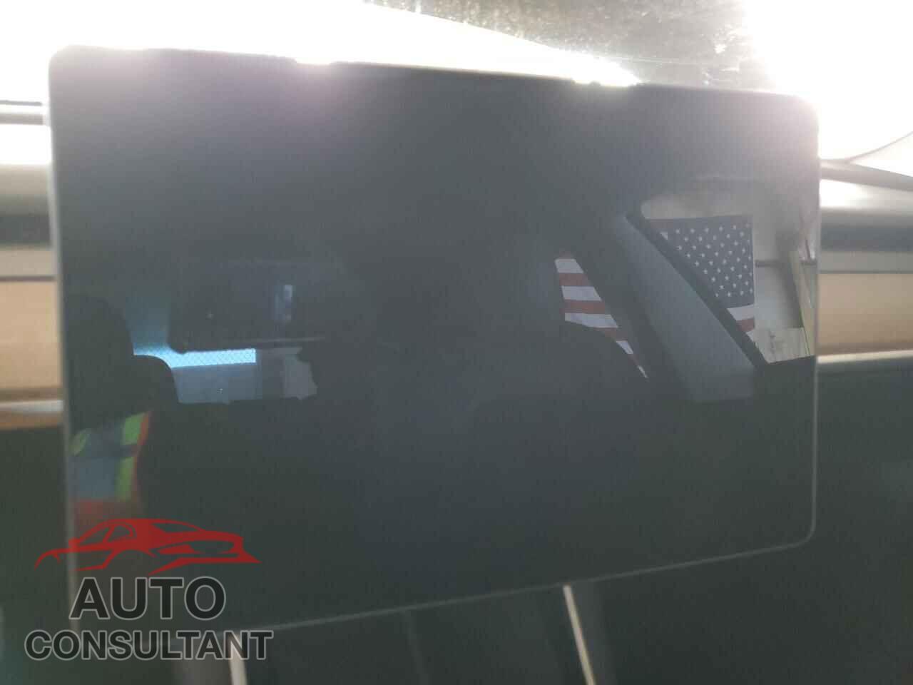 TESLA MODEL 3 2019 - 5YJ3E1EAXKF421234