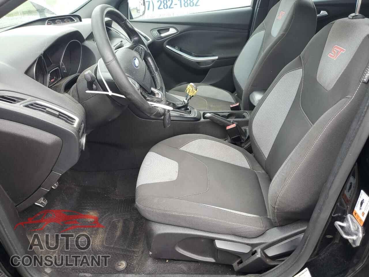 FORD FOCUS 2016 - 1FADP3L97GL274366
