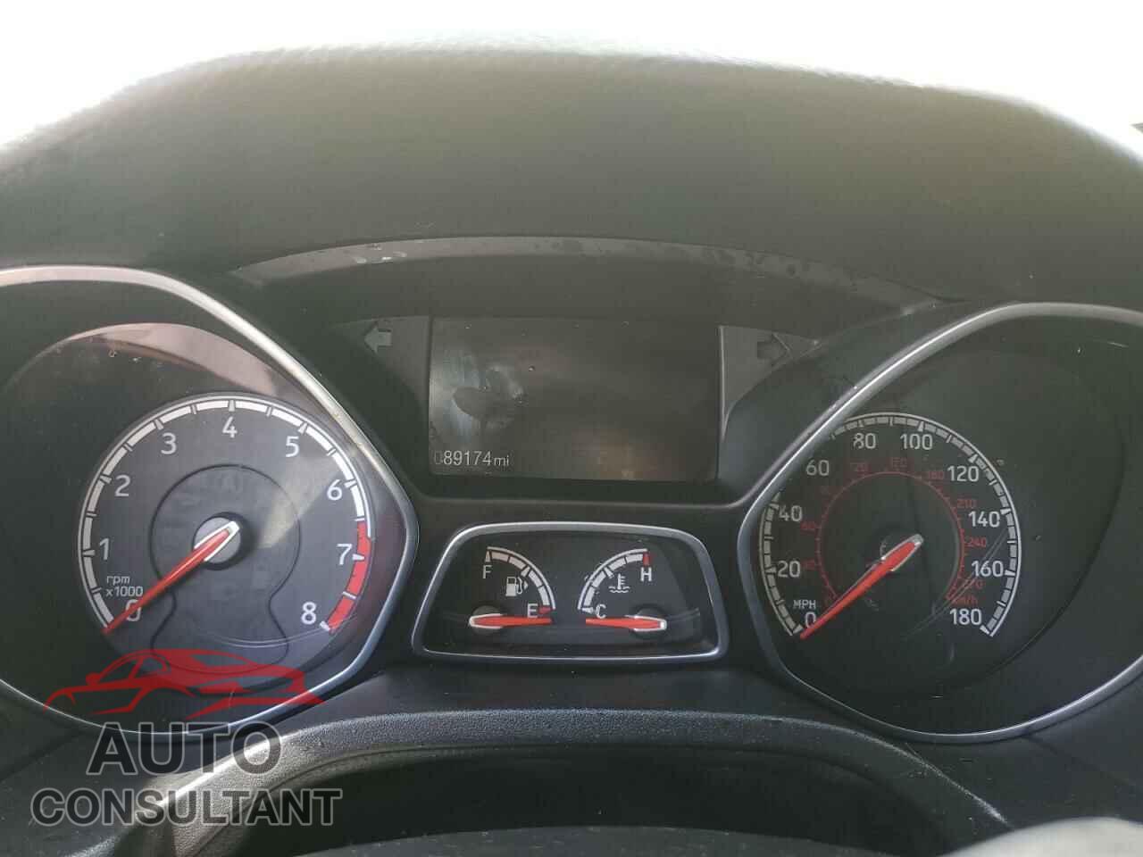 FORD FOCUS 2017 - 1FADP3L99HL341261