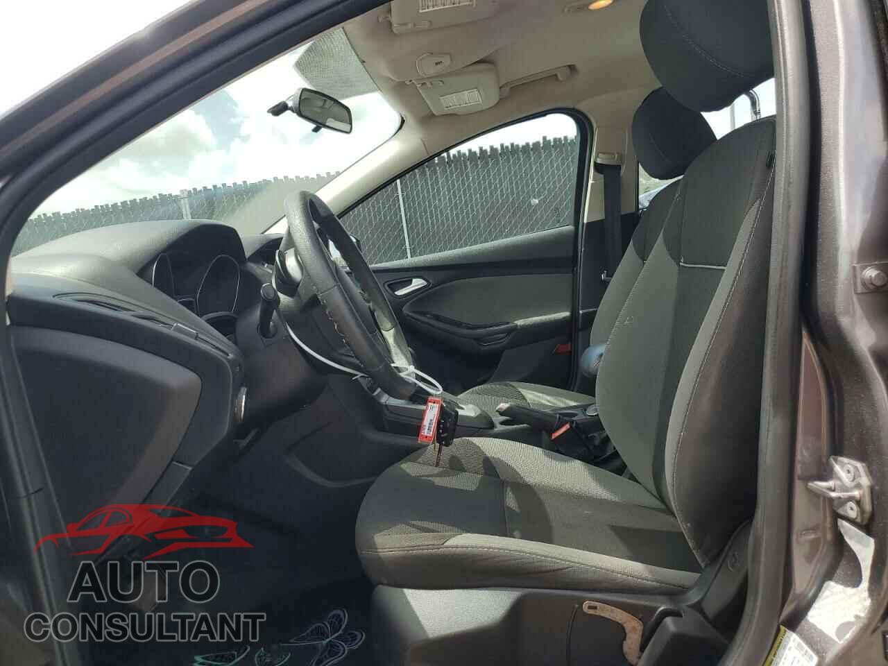 FORD FOCUS 2014 - 1FADP3K23EL332832