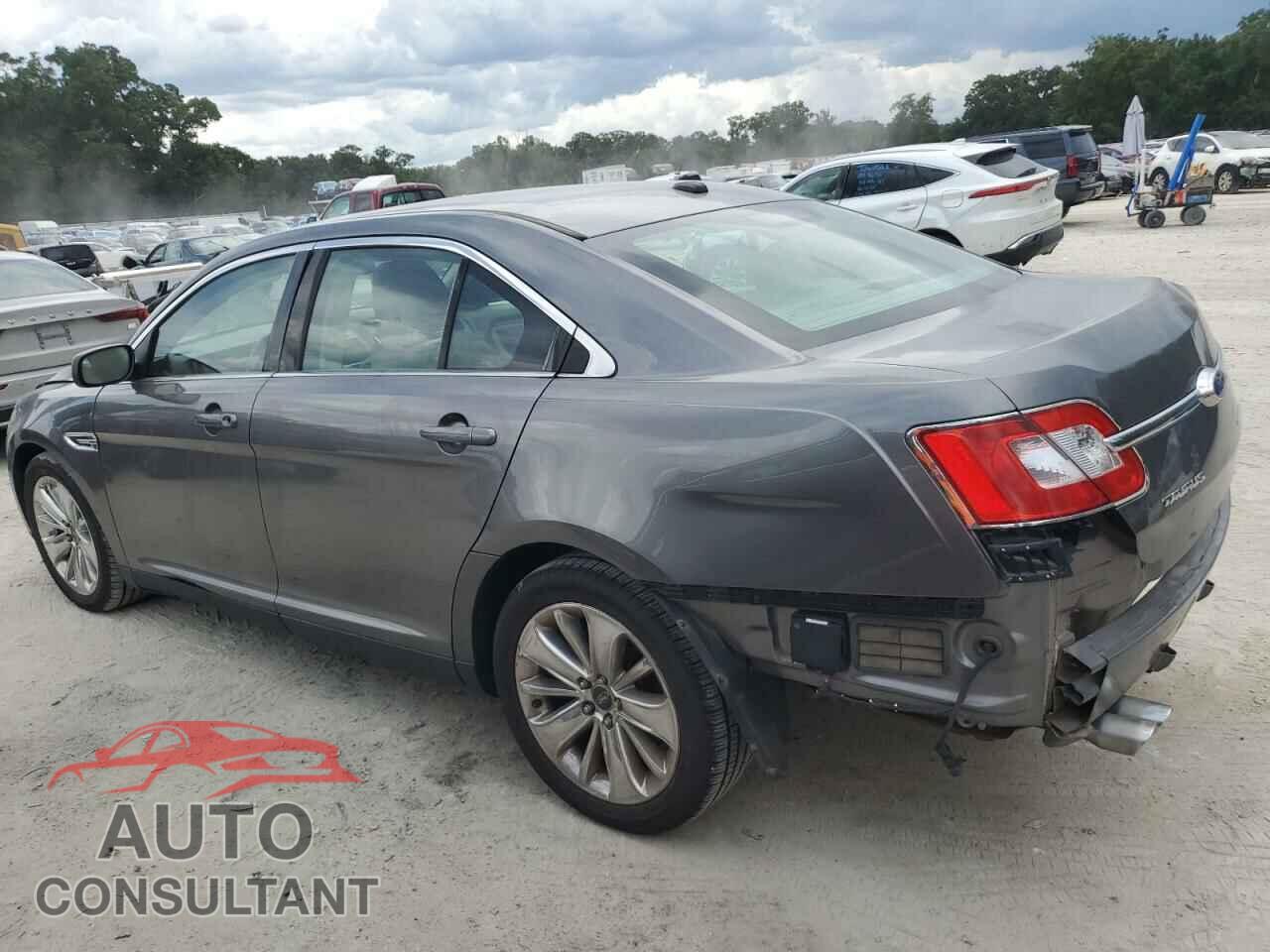 FORD TAURUS 2011 - 1FAHP2FW3BG184887