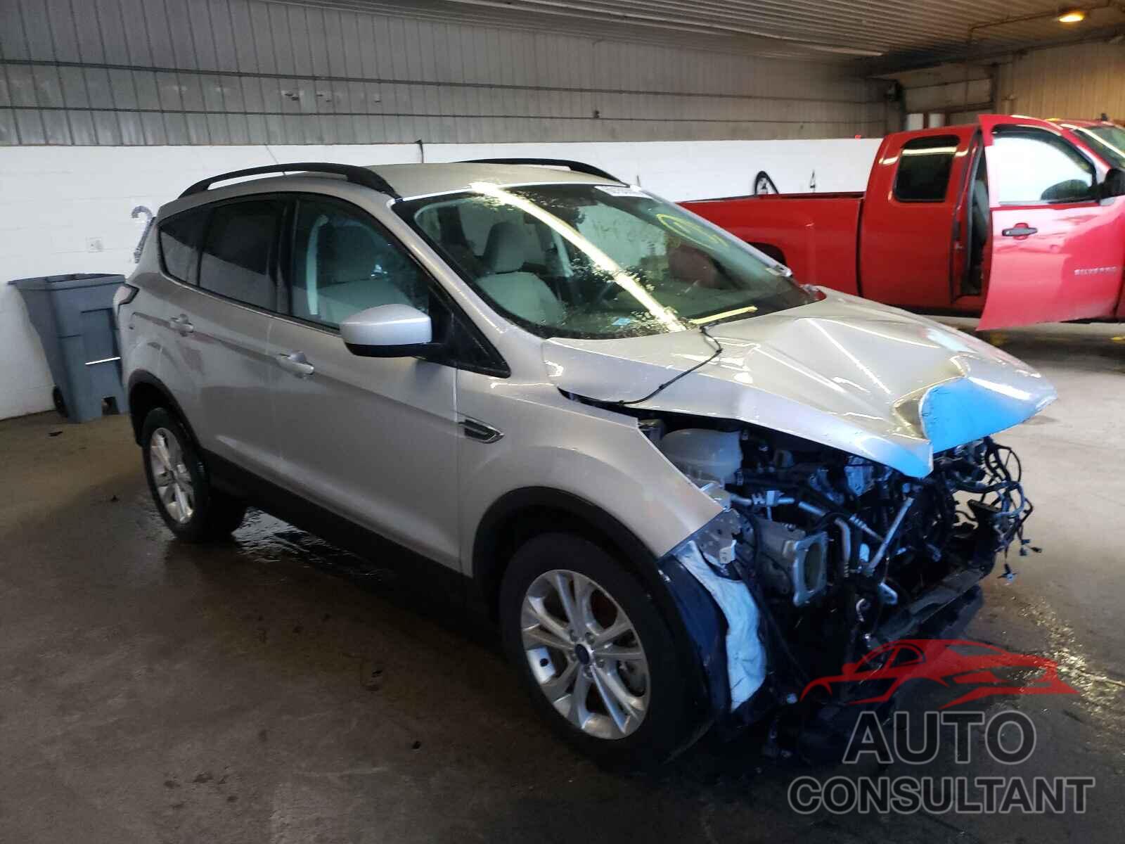 FORD ESCAPE 2018 - 1FMCU9GD2JUA74251