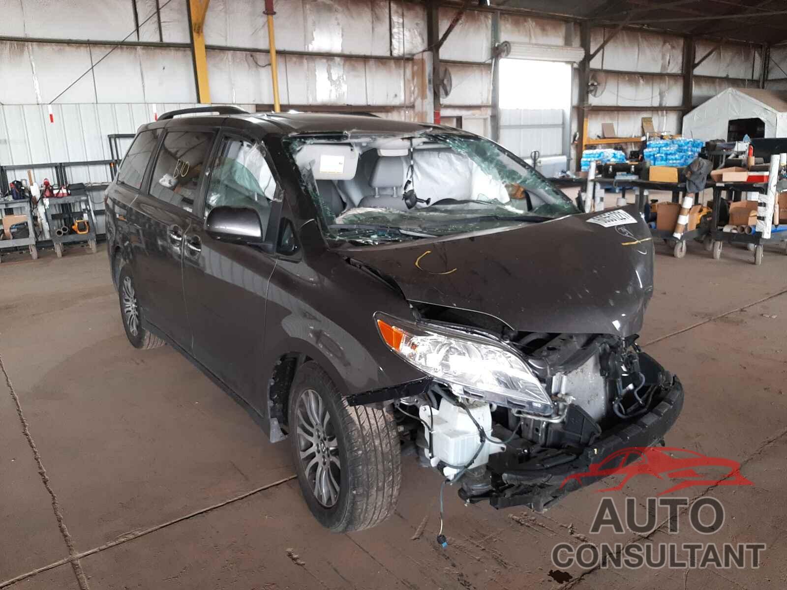 TOYOTA SIENNA 2019 - 5TDYZ3DCXKS009173