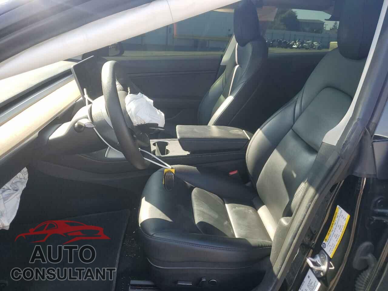 TESLA MODEL 3 2021 - 5YJ3E1EBXMF929151