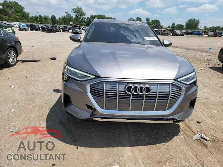 AUDI E-TRON 2021 - WA1AAAGE2MB006024