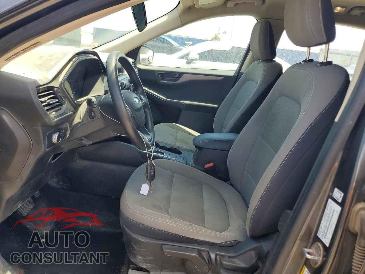 FORD ESCAPE 2020 - 1FMCU0F61LUA26354