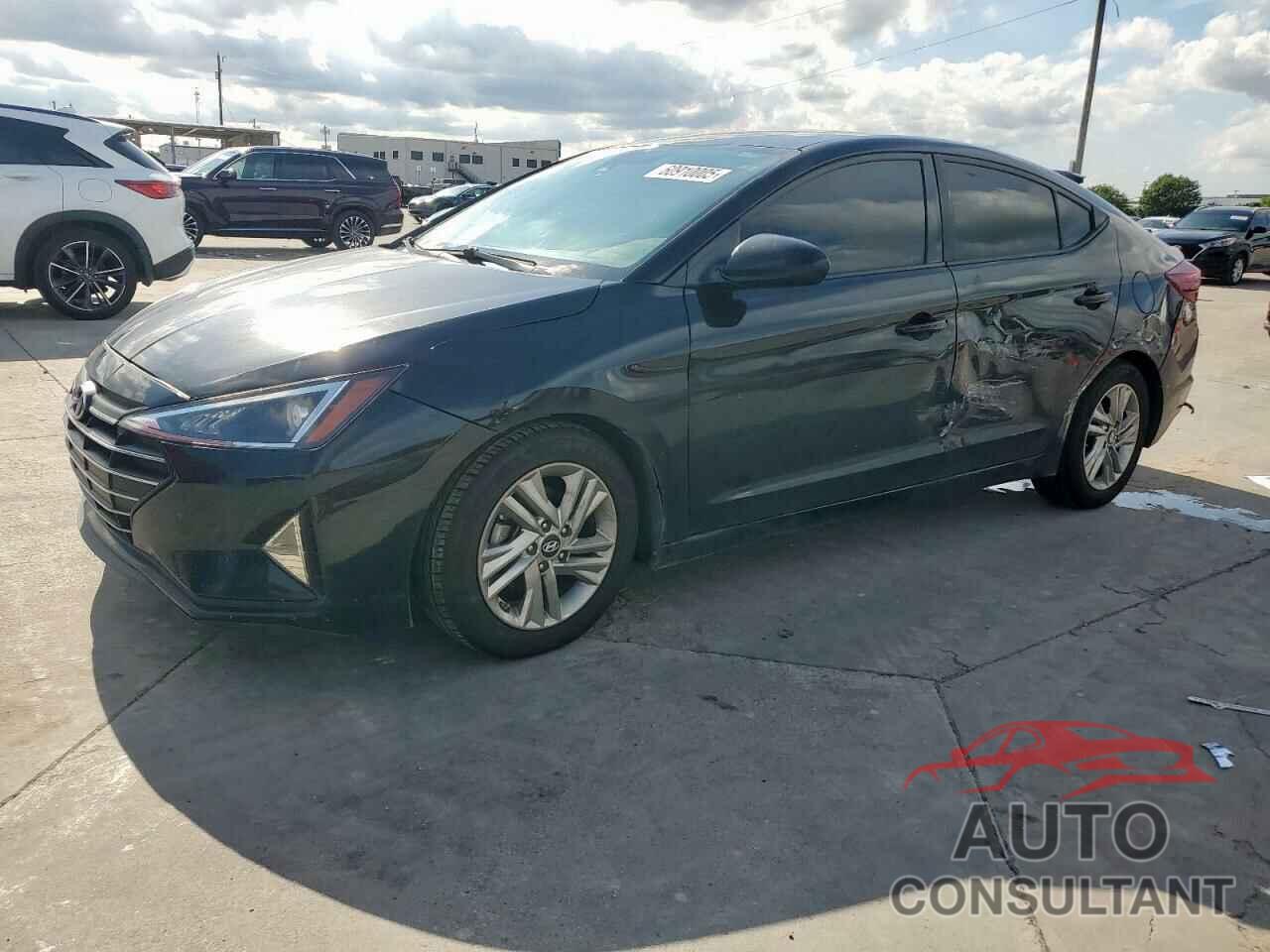 HYUNDAI ELANTRA 2019 - 5NPD84LF1KH409664