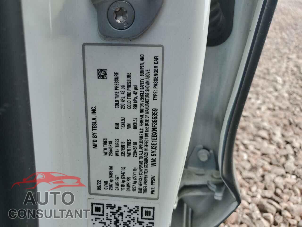 TESLA MODEL 3 2022 - 5YJ3E1EBXNF366359