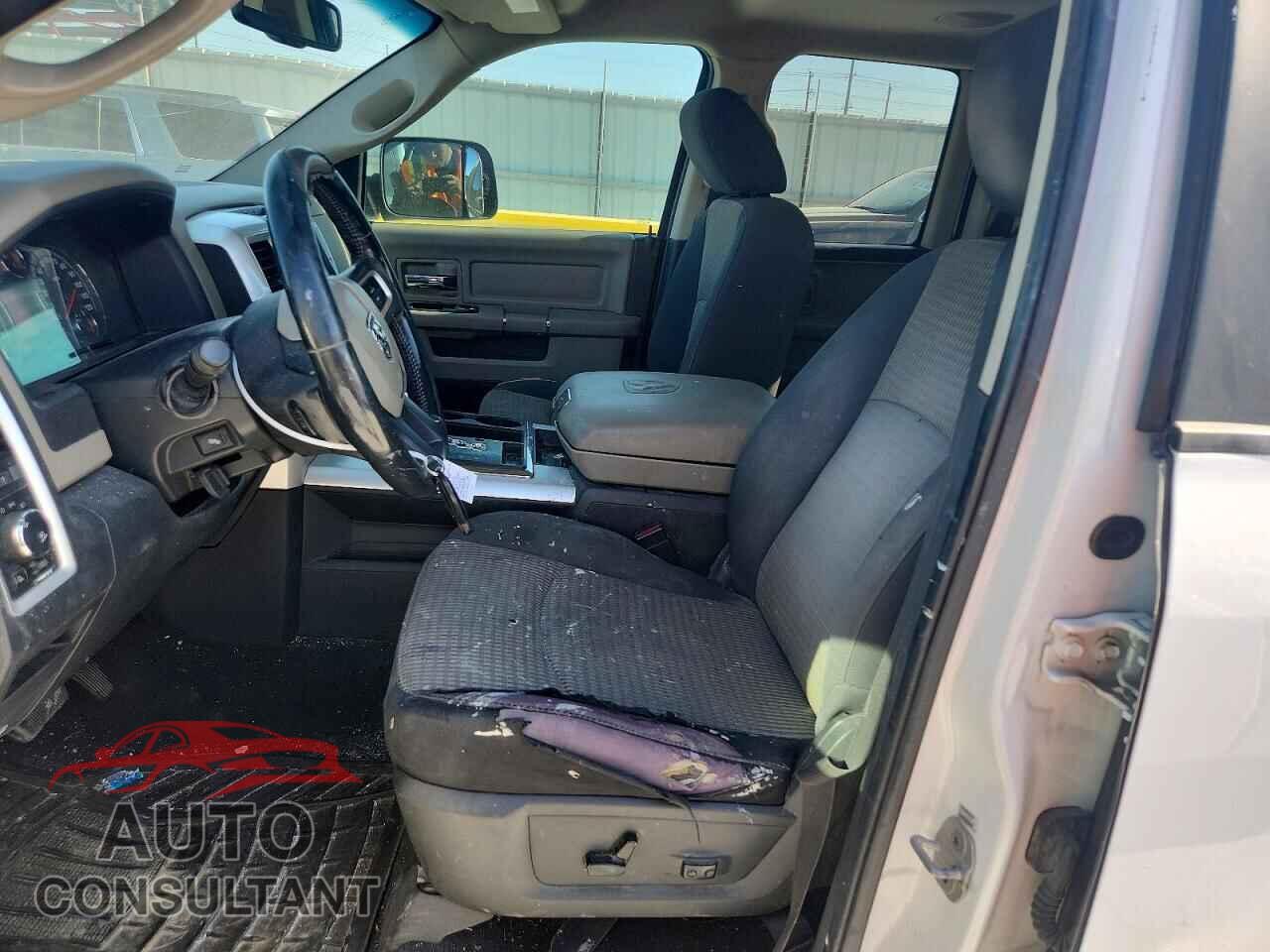 DODGE RAM 1500 2011 - 1D7RB1GP1BS620332