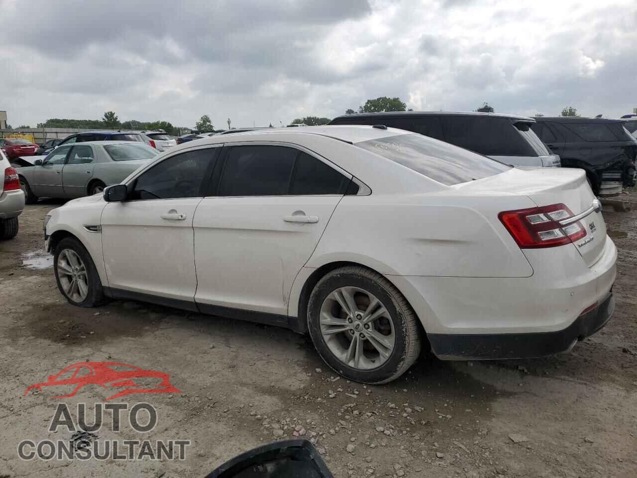 FORD TAURUS 2016 - 1FAHP2E81GG148786